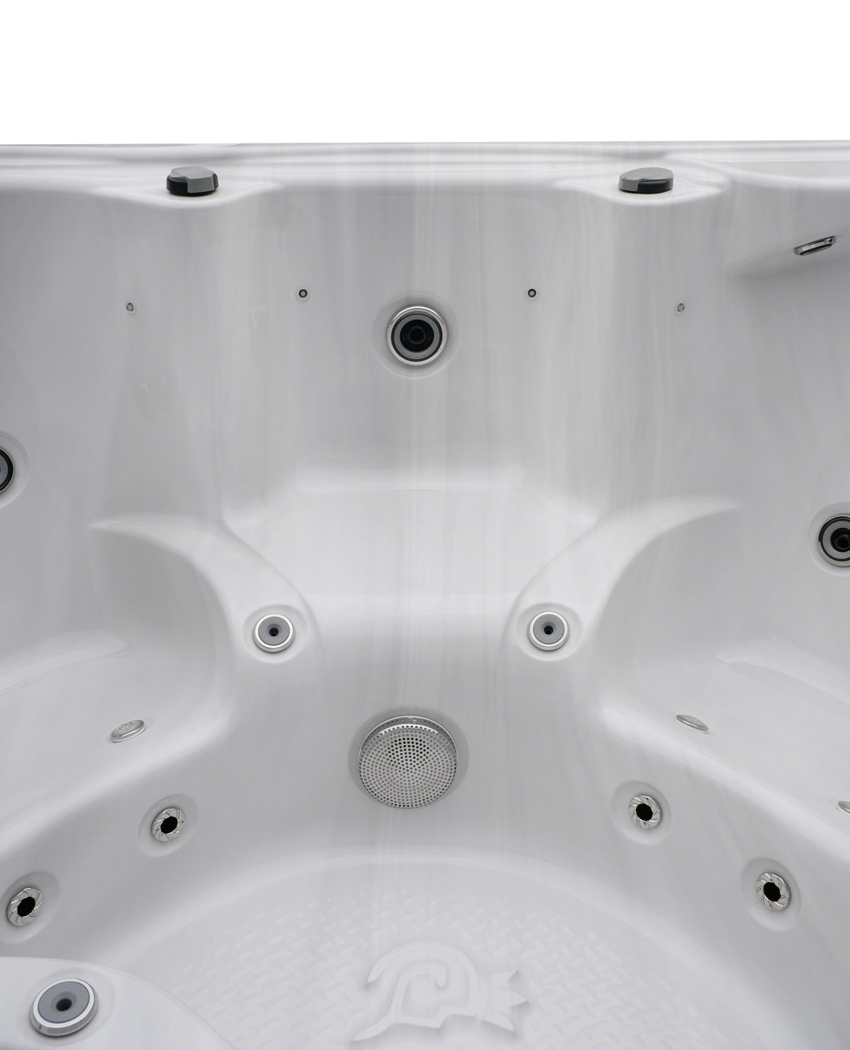 Self-cleaning whirlpool tub LUCERNE